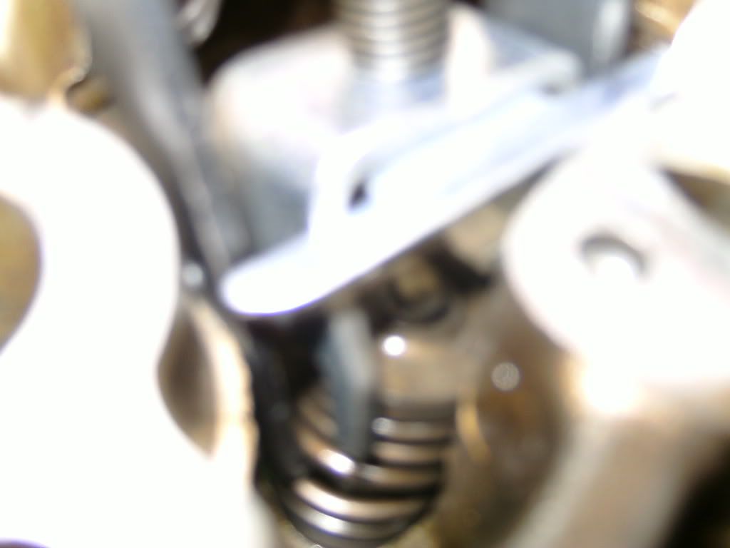 How do i get the valve springs and retainers out SR20 Forum